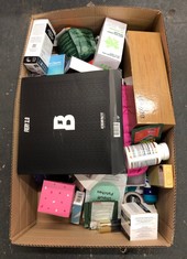 Lot 86  
            Edinburgh SR24 - Delivery Only 

                
1 X BOX OF HEALTH & BEAUTY ITEMS TO INCLUDE ELECTRIC TEETH CLEANER : LOCATION - A...