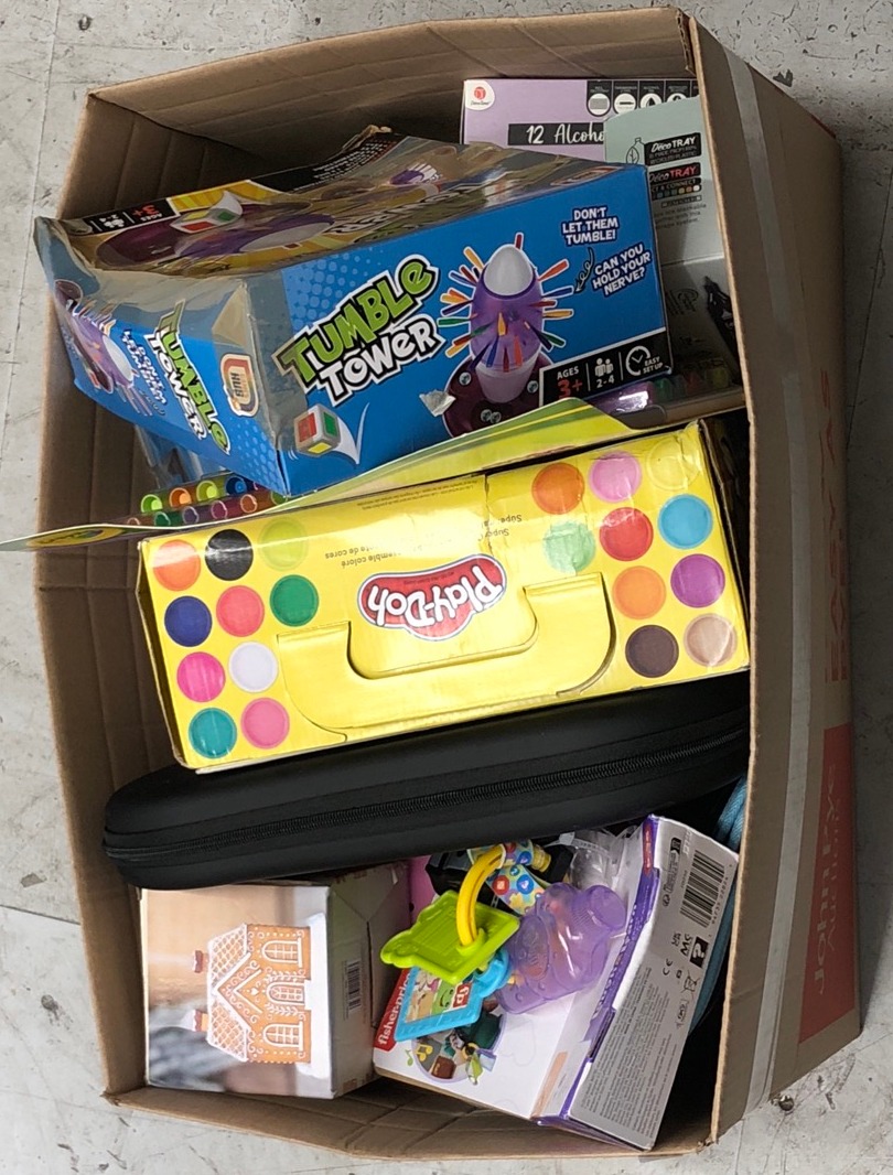 Lot 238  
            Edinburgh SR33 - Delivery Only 

                
QUANTITY OF TOYS & GAMES ITEMS TO INCLUDE FISHER-PRICE LAUGH & LEARN BABY MUSICAL...