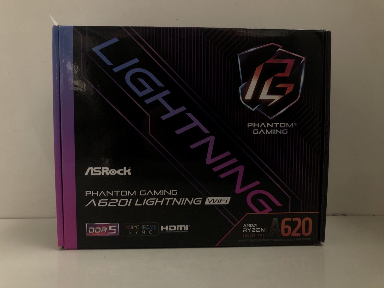 Lot 272  
            Edinburgh SR33 - Delivery Only 

                
A620I LIGHTNING WIFI.: LOCATION - RACK C