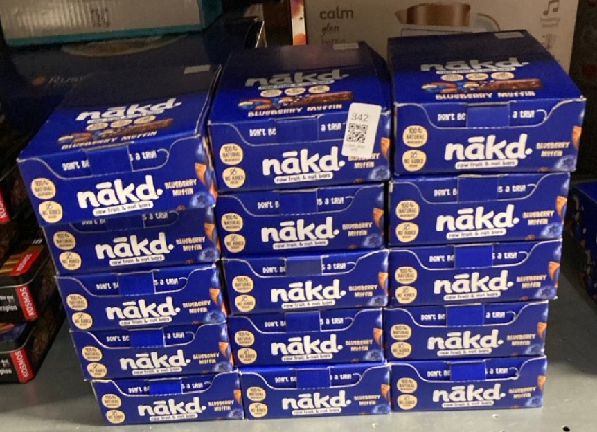 Lot 342  
            Edinburgh SR33 - Delivery Only 

                
15 X NAKD BLUEBERRY MUFFIN NATURAL FRUIT & NUT BARS - VEGAN - HEALTHY SNACK - 35G...