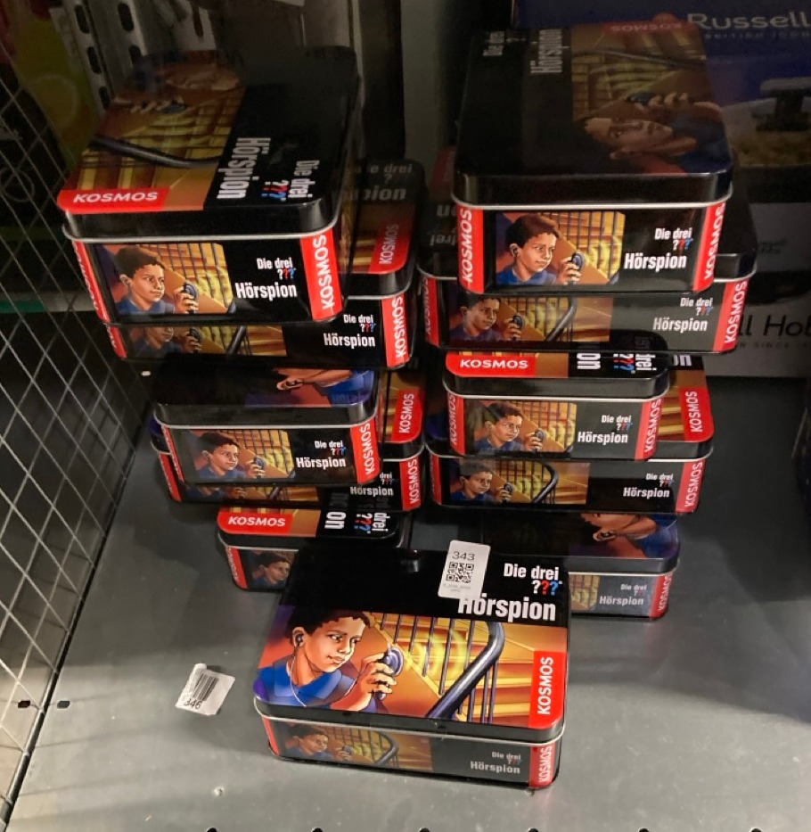 Lot 343  
            Edinburgh SR33 - Delivery Only 

                
11 X THE THREE INVESTIGATORS AUDIO SPY (THREE INVESTIGATORS).: LOCATION - RACK D