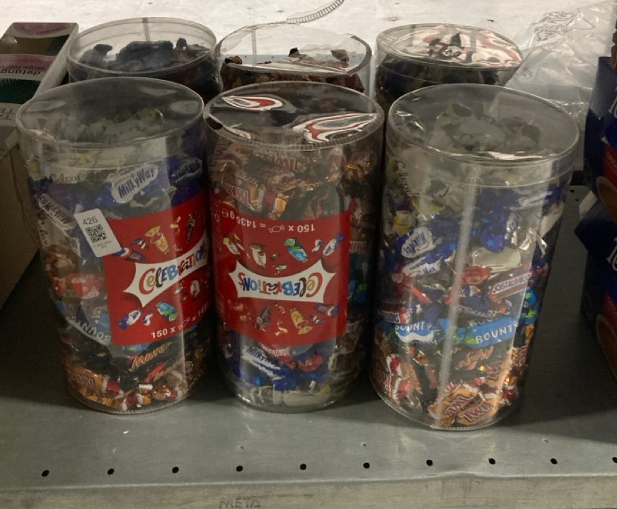 Lot 426  
            Edinburgh SR33 - Delivery Only 

                
QUANTITY OF FOOD & DRINK ITEMS TO INCLUDE CELEBRATIONS MILK CHOCOLATE GIFT BOX OF...