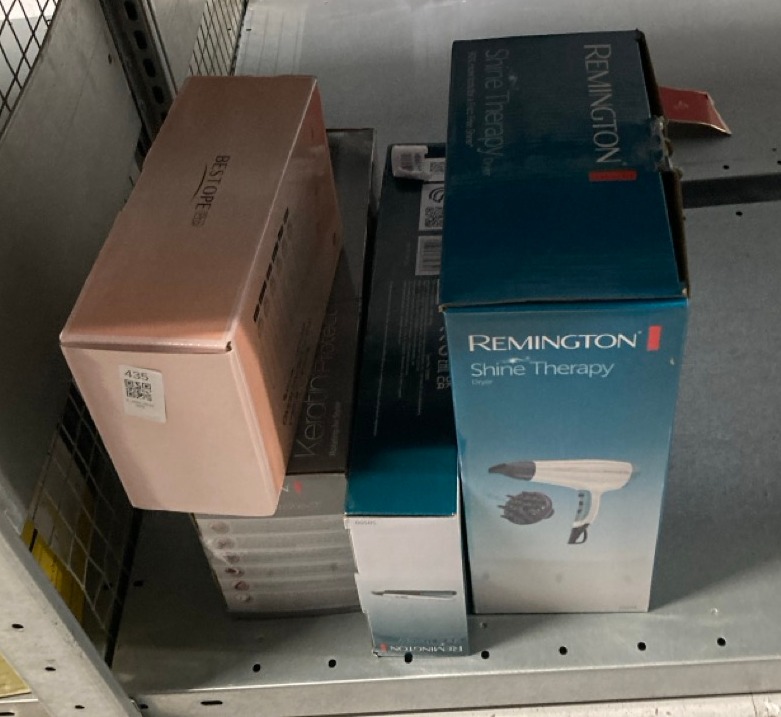 Lot 435  
            Edinburgh SR33 - Delivery Only 

                
QUANTITY OF HEALTH & BEAUTY ITEMS TO INCLUDE REMINGTON SHINE THERAPY HAIR STRAIGH...