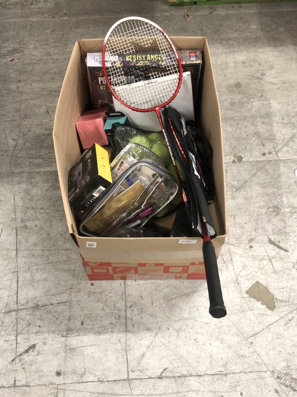 Lot 503  
            Edinburgh SR33 - Delivery Only 

                
QUANTITY OF GENERAL GOODS TO INCLUDE PACK OF TENNIS BALLS : LOCATION - RACK F