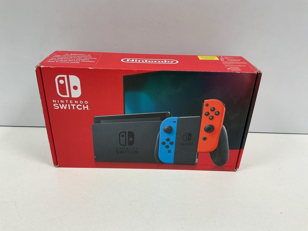 NINTENDO SWITCH VIDEO CONSOLE (ORIGINAL RRP - €289,00). (WITH BOX + CHARGER. SEE IN PHOTOS) [JPTZ21281]