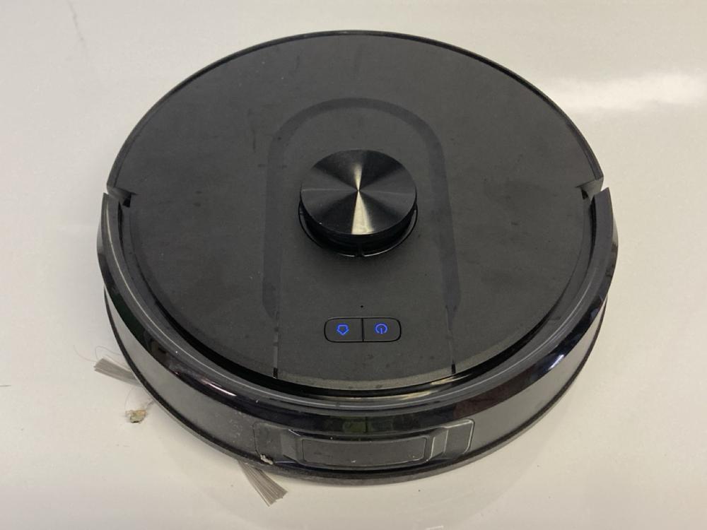 Lot 118  
            Birmingham Premium - Parcel Delivery Only 

                
CLEANOVA W11 ROBOT HOOVER (ORIGINAL RRP - £265) IN BLACK. (CHARGING STATION, BOXE...