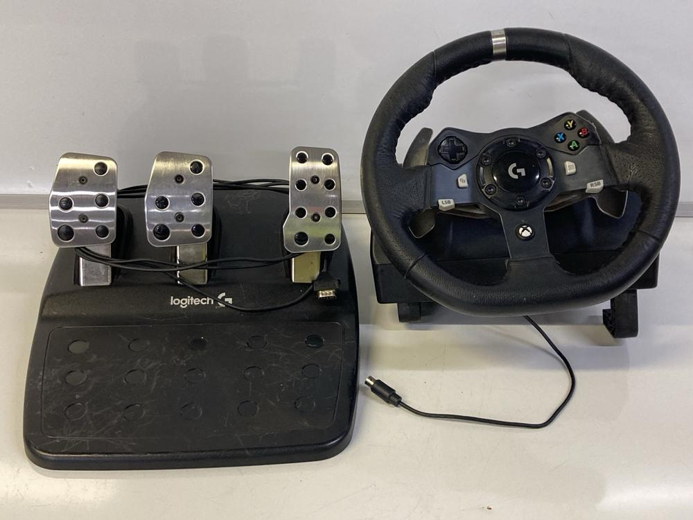 Lot 152  
            Birmingham Premium - Parcel Delivery Only 

                
XBOX LOGITECH 920 2 X RACING WHEEL TO INCLUDE (ORIGINAL RRP - £270). (POWER CABLE...