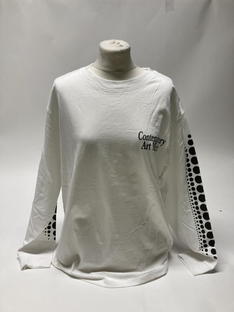 Lot 264  
            Birmingham Premium - Parcel Delivery Only 

                
3X MARKET INFINITY GOURD LS T-SHIRT (WHITE, SIZE L) TOTAL ORIGINAL RRP £110