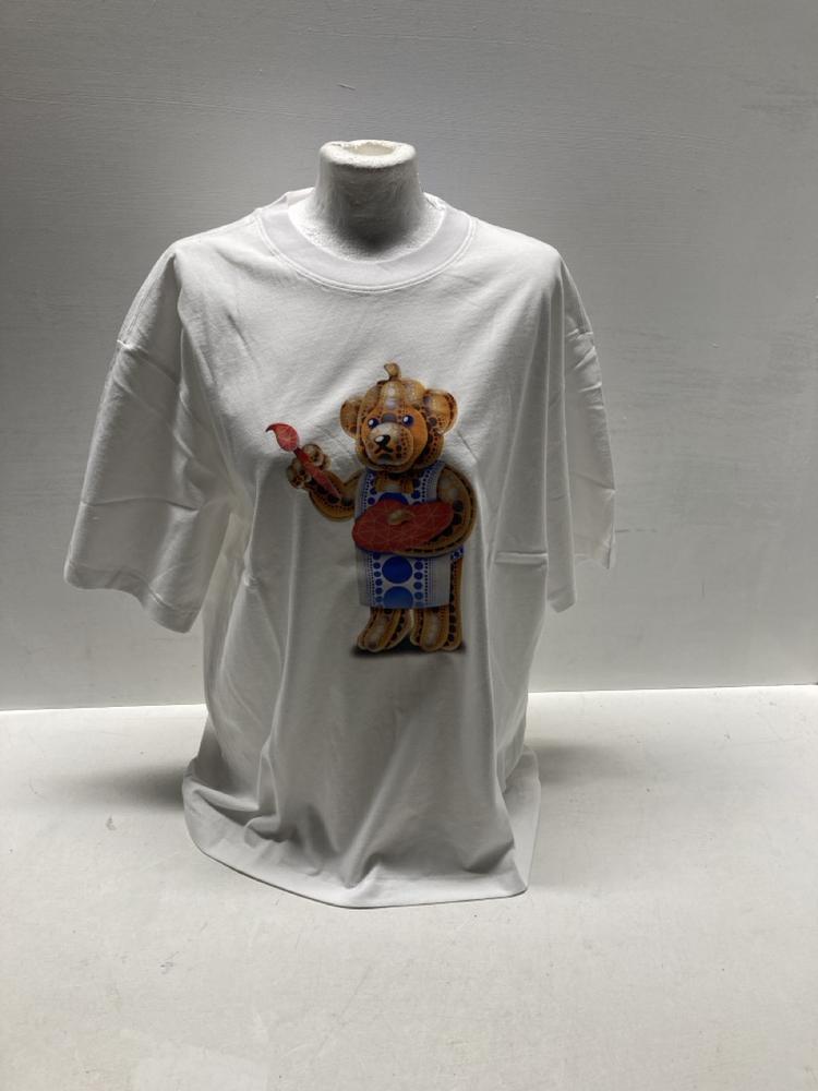 Lot 309  
            Birmingham Premium - Parcel Delivery Only 

                
2X MARKET INFINITY BEAR T-SHIRT (SIZE XL) TOTAL ORIGINAL RRP £100