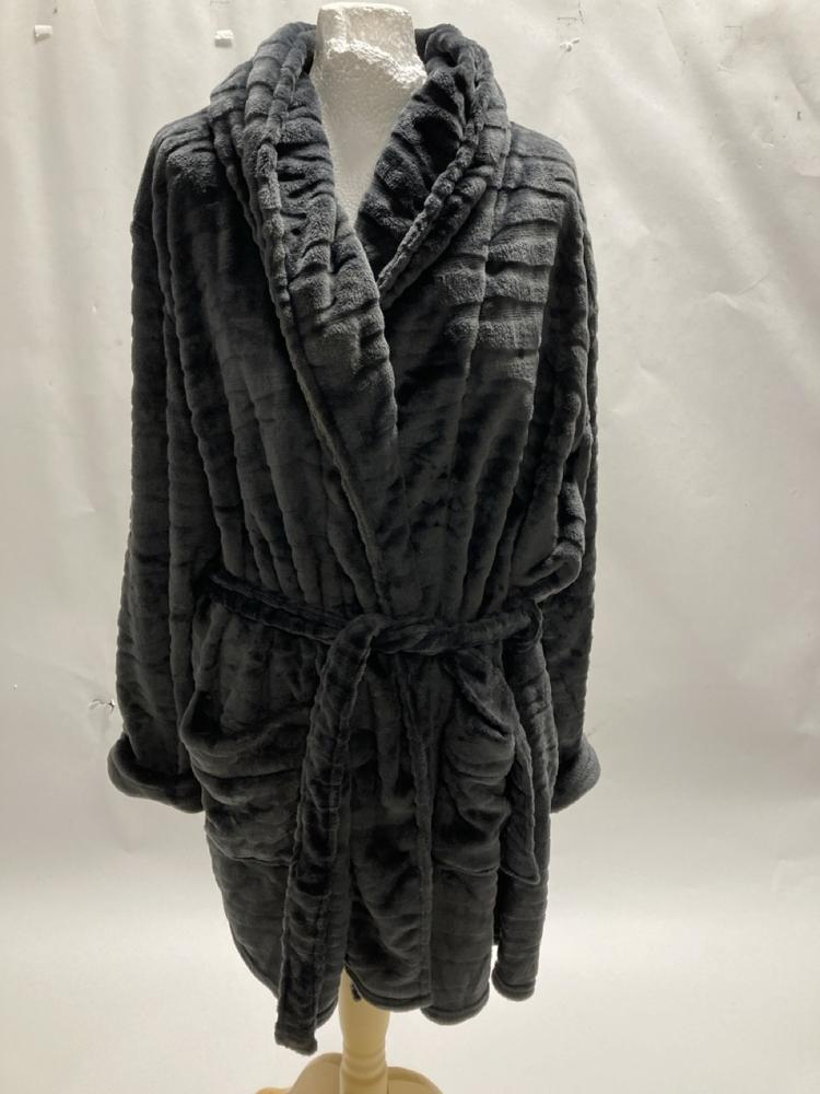 Lot 87  
            Birmingham Premium - Parcel Delivery Only 

                
ADANOLA ULTIMATE LEGGING (SIZE M) AND SKIMS SEAMLESS BRALETTE (SIZE M)