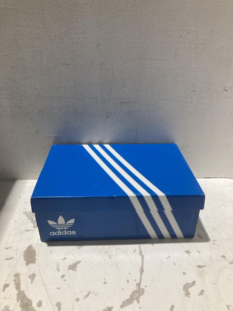 Lot 1106  
            Birmingham SR108 - Parcel Delivery Only 

                
ADIDAS HANDBALL SPEZIAL TRAINERS SIZE 11 1/2