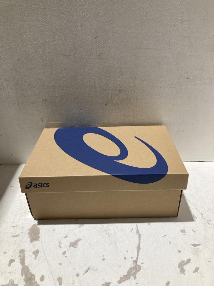 Lot 1136  
            Birmingham SR108 - Parcel Delivery Only 

                
ASICS TOKYO COLLECTION SIZE UK 9.5