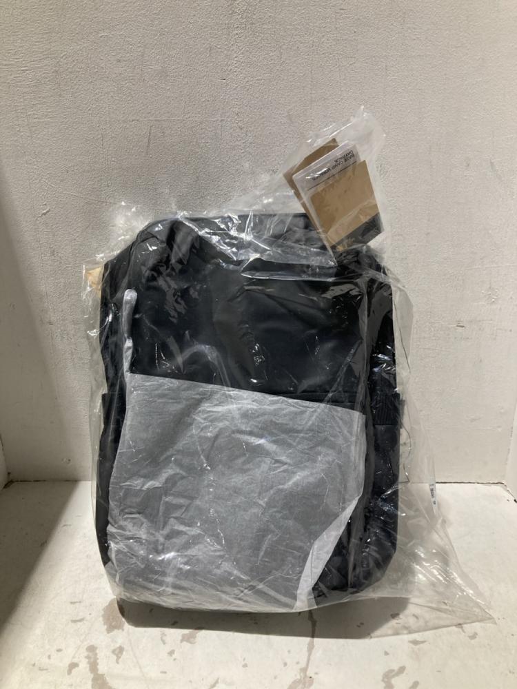 Lot 1140  
            Birmingham SR108 - Parcel Delivery Only 

                
THE NORTH FACE BLACK BACKPACK