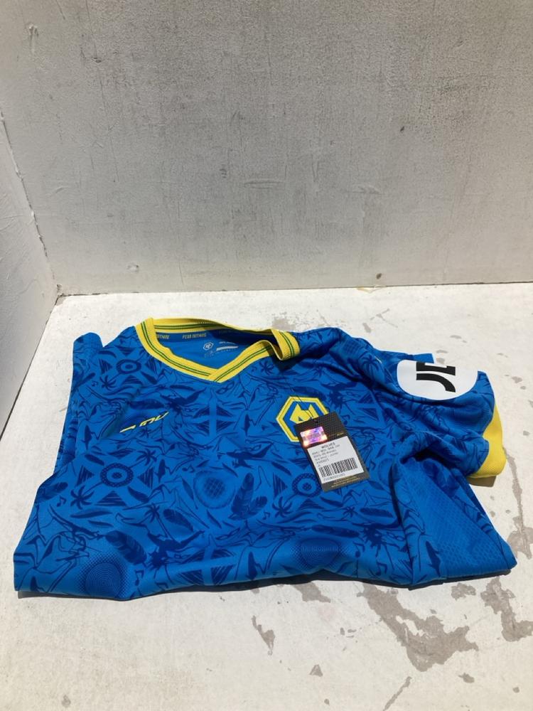 Lot 1159  
            Birmingham SR108 - Parcel Delivery Only 

                
BOX OF KIDS CLOTHING TO INCLUDE ADIDAS BLUE COAT SIZE UNKNOWN