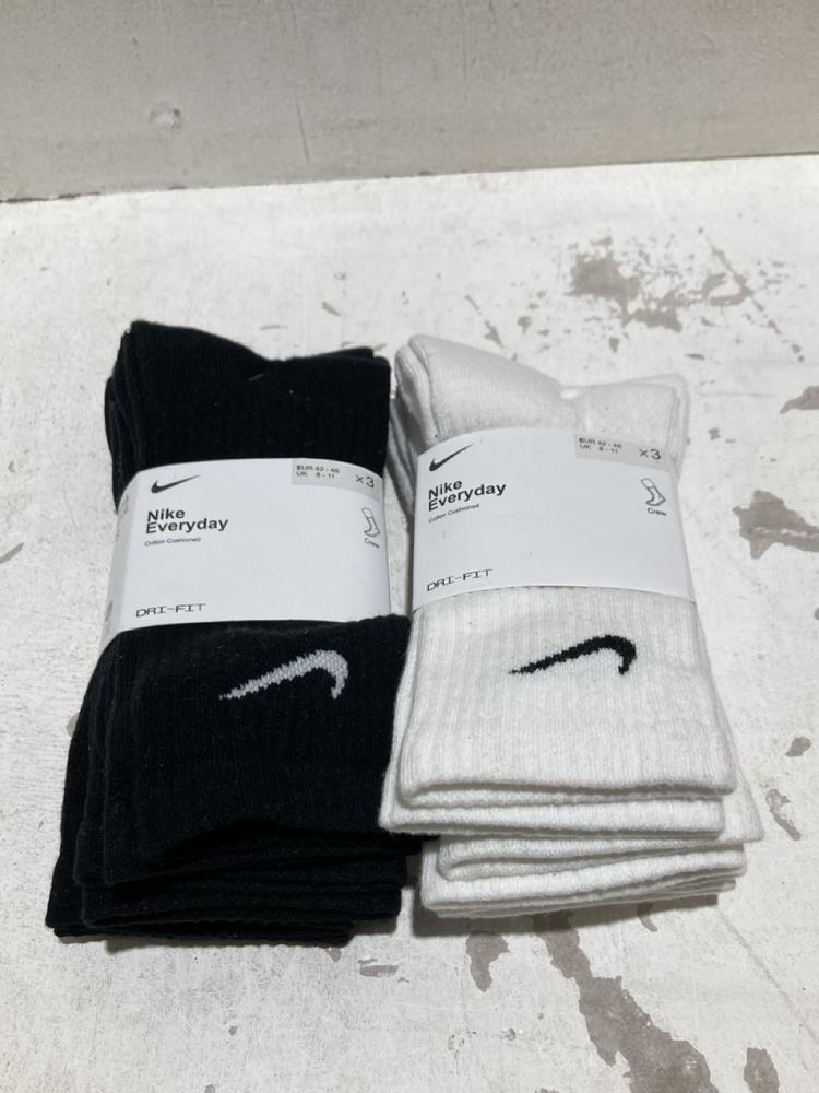 Lot 1171  
            Birmingham SR108 - Parcel Delivery Only 

                
BOX OF NIKE EVERYDAY COTTON CUSHIONED SOCKS SIZE UK 8-11