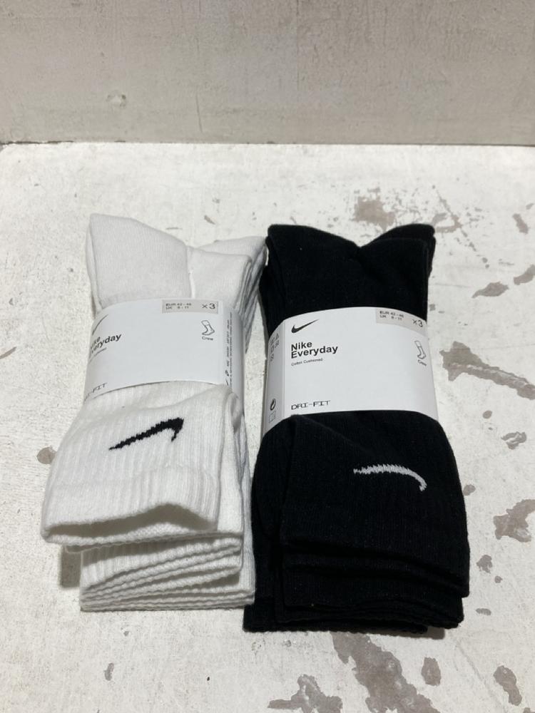 Lot 1173  
            Birmingham SR108 - Parcel Delivery Only 

                
BOX OF NIKE EVERYDAY COTTON CUSHIONED SOCKS SIZE UK 8-11