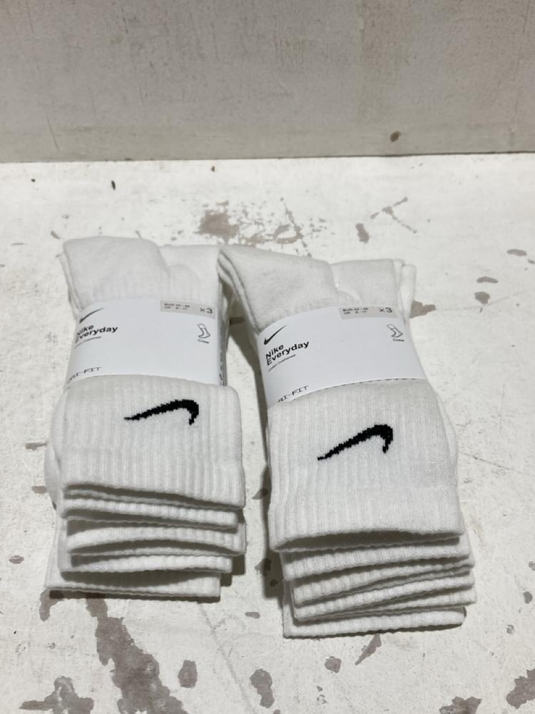 Lot 1178  
            Birmingham SR108 - Parcel Delivery Only 

                
BOX OF NIKE EVERYDAY COTTON CUSHIONED SOCKS SIZE UK 8-11