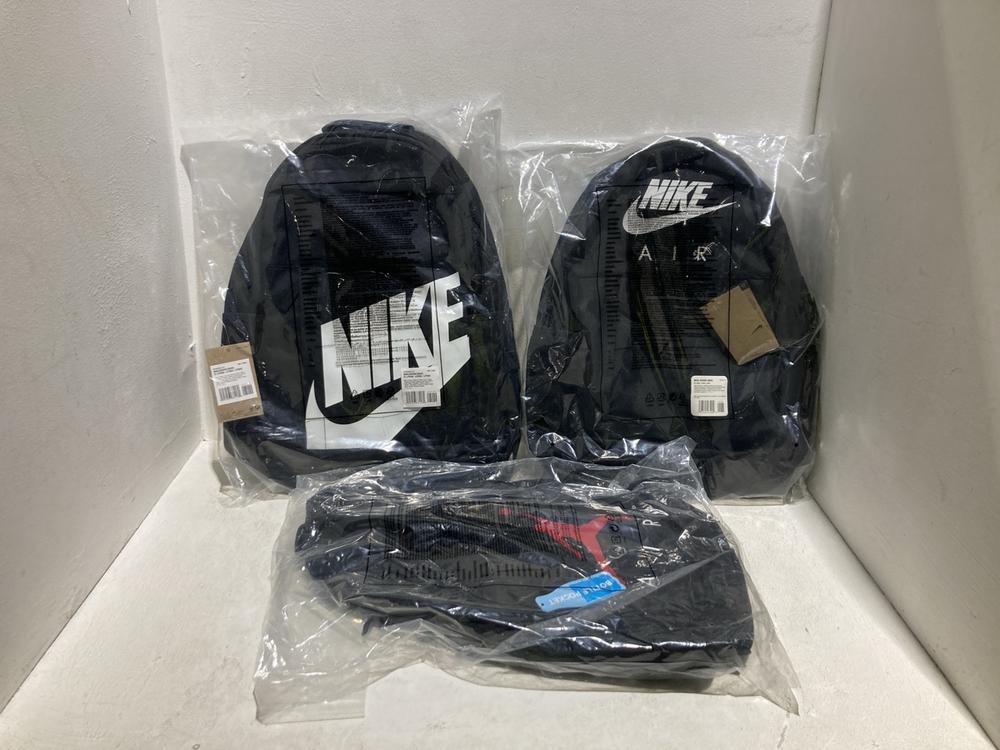 Lot 1189  
            Birmingham SR108 - Parcel Delivery Only 

                
3 X ITEMS TO INCLUDE NIKE AIR BLACK BACKPACK