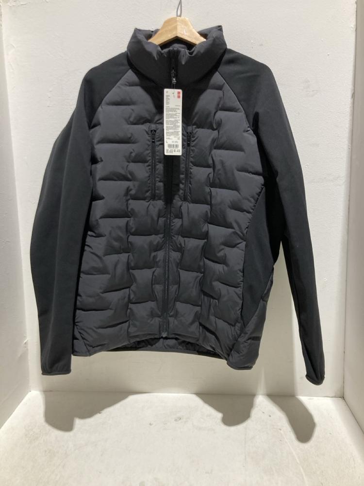 Lot 1208  
            Birmingham SR108 - Parcel Delivery Only 

                
MOUNTAIN ATHLETICS THE NORTH FACE THE PALE GREY JACKET SIZE S