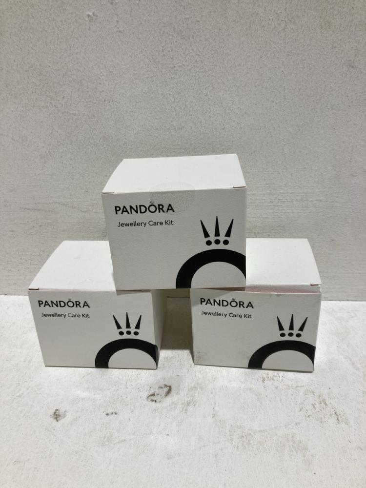 Lot 1210  
            Birmingham SR108 - Parcel Delivery Only 

                
4X ITEMS TO INCLUDE PANDORA JEWELRY CARE KIT