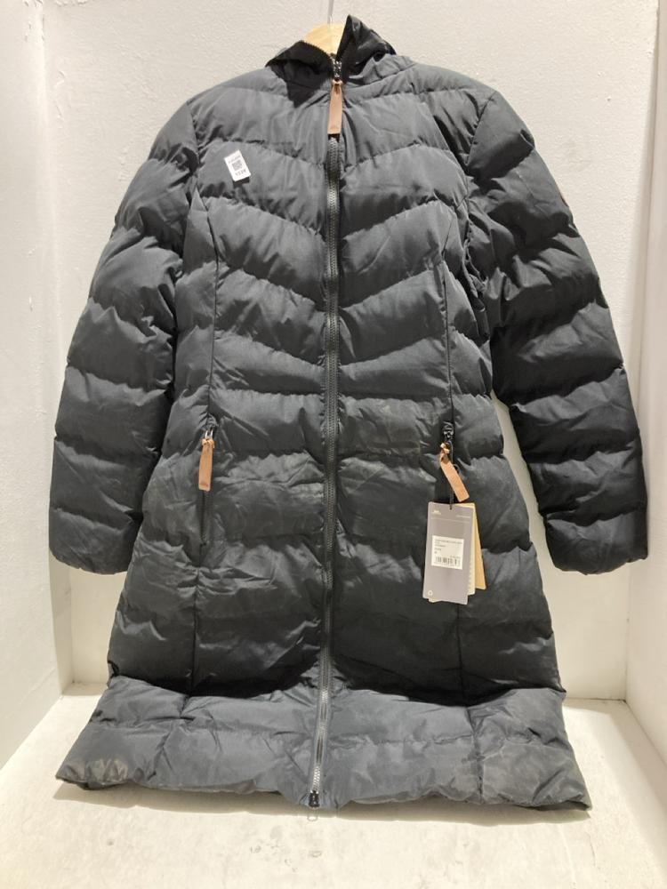 Lot 1226  
            Birmingham SR108 - Parcel Delivery Only 

                
TRESPASS BLACK WINTER COAT SIZE M