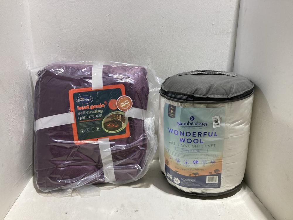 Lot 1231  
            Birmingham SR108 - Parcel Delivery Only 

                
2 X ITEMS TO INCLUDE SLUMBERDOWN WONDERFUL WOOL MEDIUM WEIGHTED DUVET