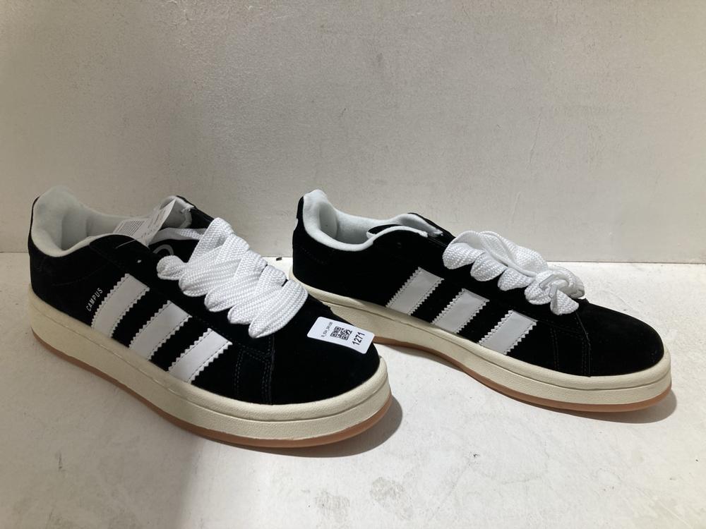 Lot 1271  
            Birmingham SR108 - Parcel Delivery Only 

                
ADIDAS CAMPUS BLACK VELVET TRAINERS SIZE 8