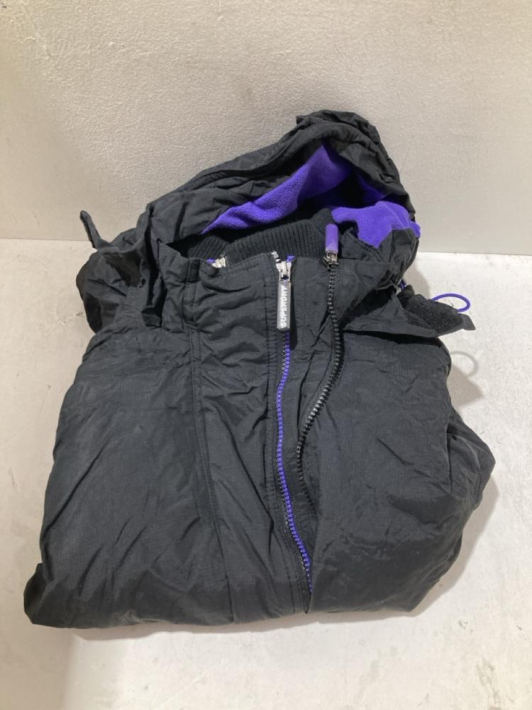 Lot 1274  
            Birmingham SR108 - Parcel Delivery Only 

                
SUPERDRY BLACK WINTER COAT SIZE UK M