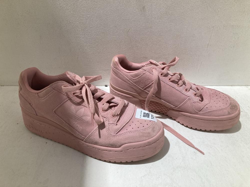 Lot 1275  
            Birmingham SR108 - Parcel Delivery Only 

                
ADIDAS PINK TRAINERS SIZE UK 7.5