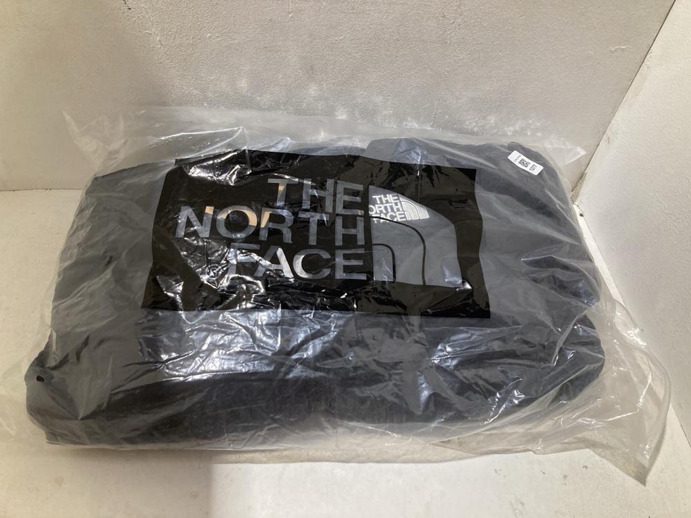 Lot 1277  
            Birmingham SR108 - Parcel Delivery Only 

                
THE NORTH FACE BLACK PUFFER COAT SIZE UK S