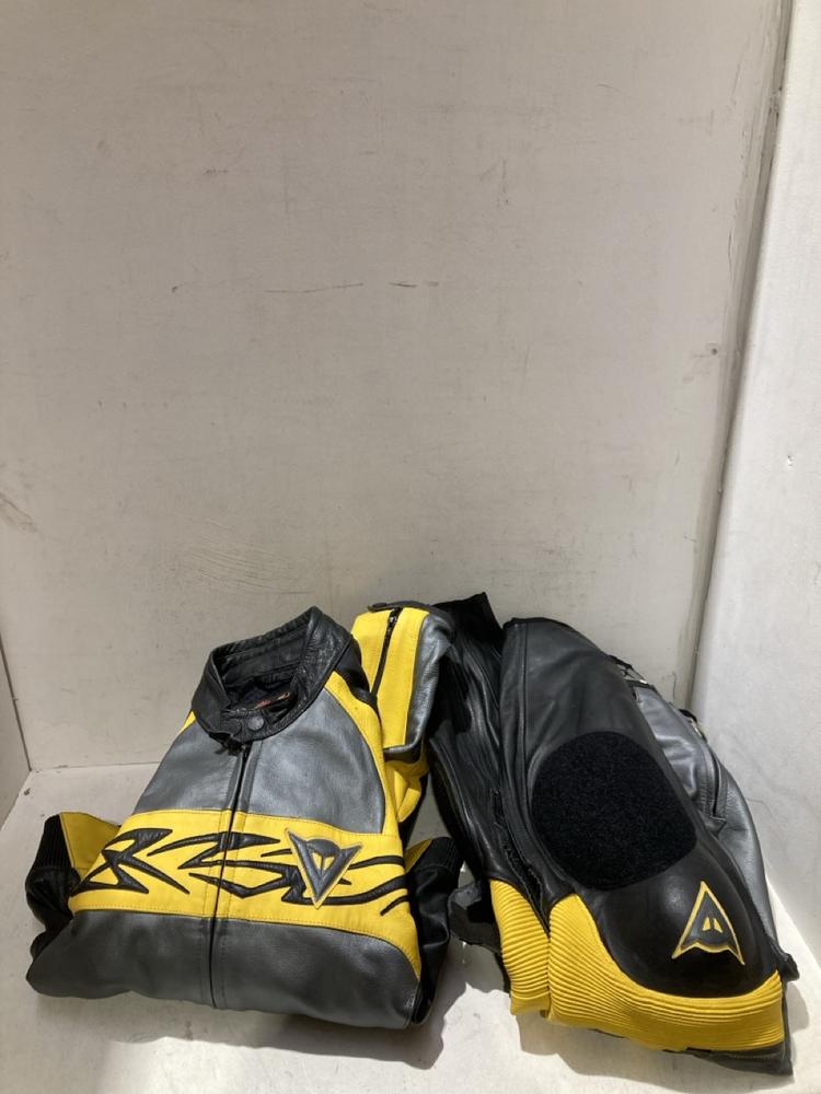 Lot 1282  
            Birmingham SR108 - Parcel Delivery Only 

                
DAINESE FULL BIKER LEATHERS SIZE UNKOWN
