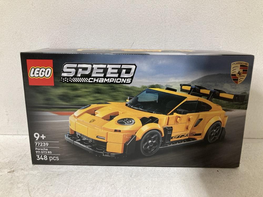 Lot 244  
            Birmingham SR108 - Parcel Delivery Only 

                
LEGO SPEED CHAMPIONS PORSCHE 911 GT3 RS 348 PCS LEGO SET MODEL NO-77239
