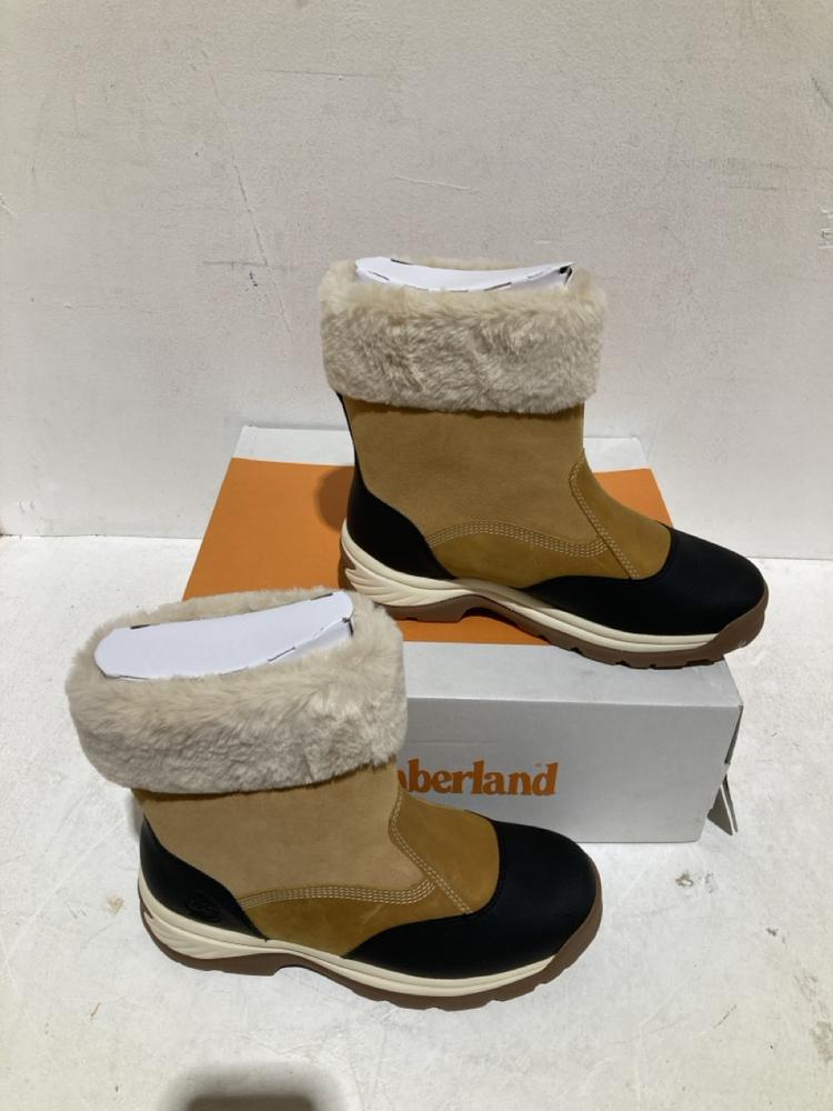 Lot 291  
            Birmingham SR108 - Parcel Delivery Only 

                
TIMBERLAND TB WHITE LEDGE MID PULL WATERPROOF WHEAT BOOTS SIZE UK 7