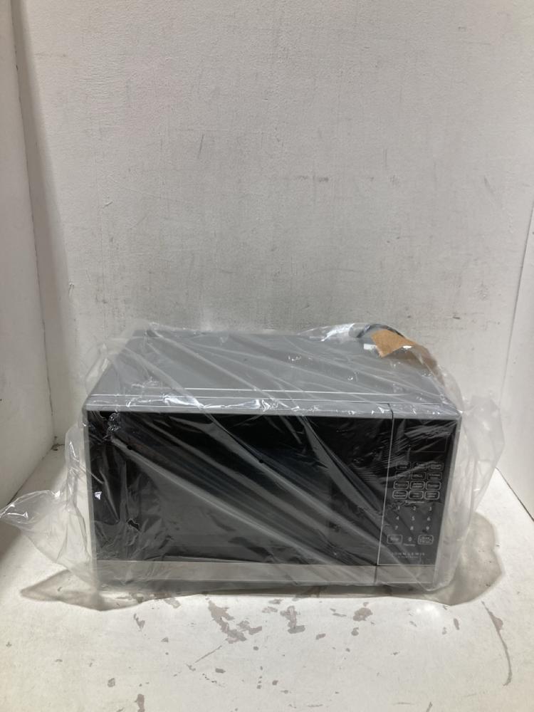 Lot 378  
            Birmingham SR108 - Parcel Delivery Only 

                
JOHN LEWIS & PARTNERS 800W MICROWAVE