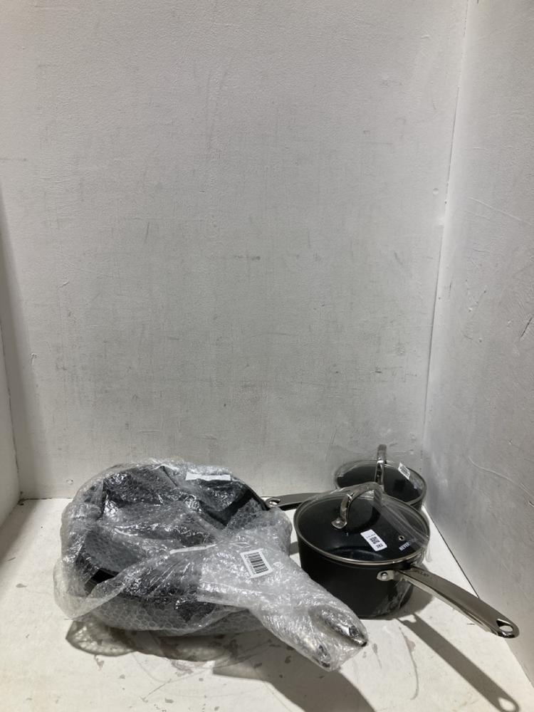 Lot 382  
            Birmingham SR108 - Parcel Delivery Only 

                
4 X ITEMS TO INCLUDE NEVER STICK 2 FRYING PAN