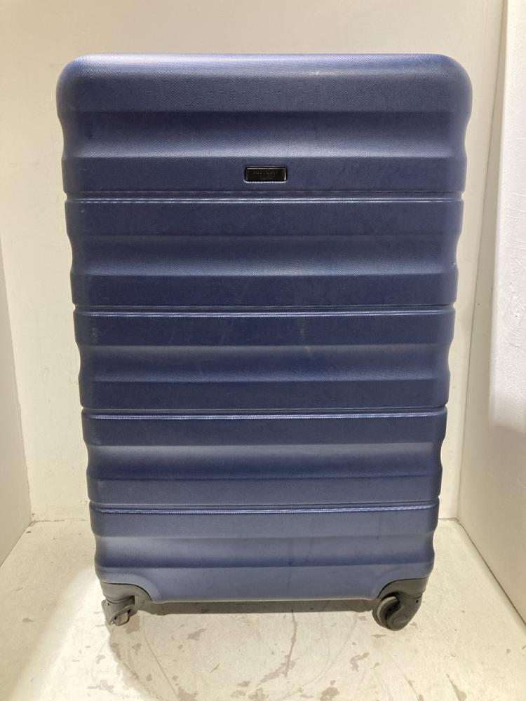 Lot 394  
            Birmingham SR108 - Parcel Delivery Only 

                
JOHN LEWIS & PARTNERS DARK BLUE HARDSHELL SUITCASE