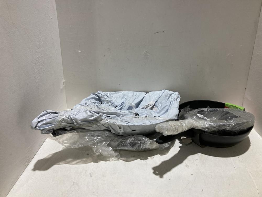 Lot 441  
            Birmingham SR108 - Parcel Delivery Only 

                
4 X ITEMS TO INCLUDE NON STICK FRYING PAN