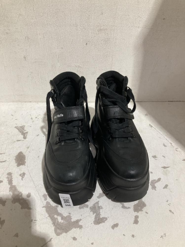 Lot 598  
            Birmingham SR108 - Parcel Delivery Only 

                
NAKED WOLFE BLACK THICK TRAINERS SIZE EU 20