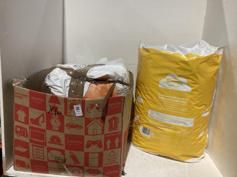 Lot 618  
            Birmingham SR108 - Parcel Delivery Only 

                
3 X ITEMS TO INCLUDE HEALTHY GROWTH SILENTNIGHT COMPLETE BED SET