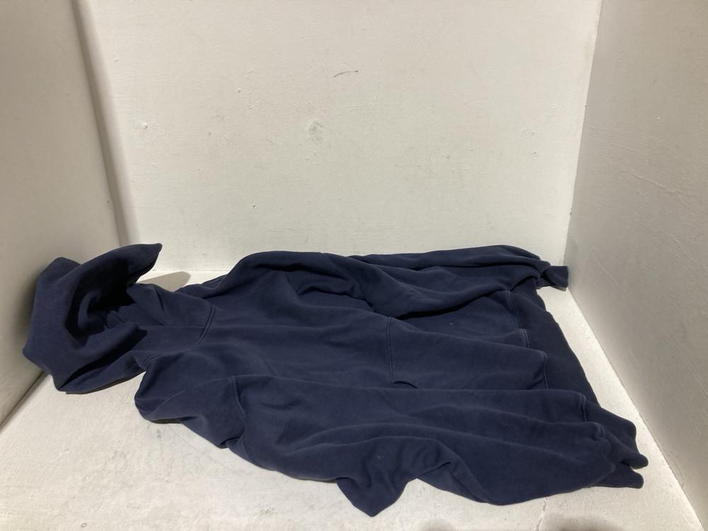 Lot 626  
            Birmingham SR108 - Parcel Delivery Only 

                
BOX OF ITEMS TO INCLUDE BLACK LUNA TRACKSUIT SIZE UK 12