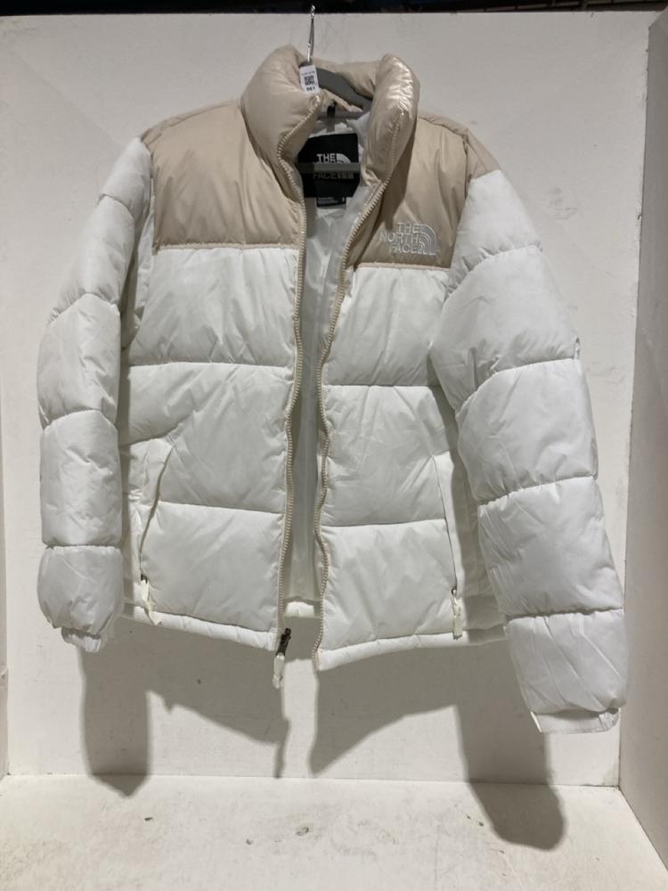 Lot 661  
            Birmingham SR108 - Parcel Delivery Only 

                
THE NORTH FACE LADIES WHITE PUFFER ZIP UP COAT SIZE S