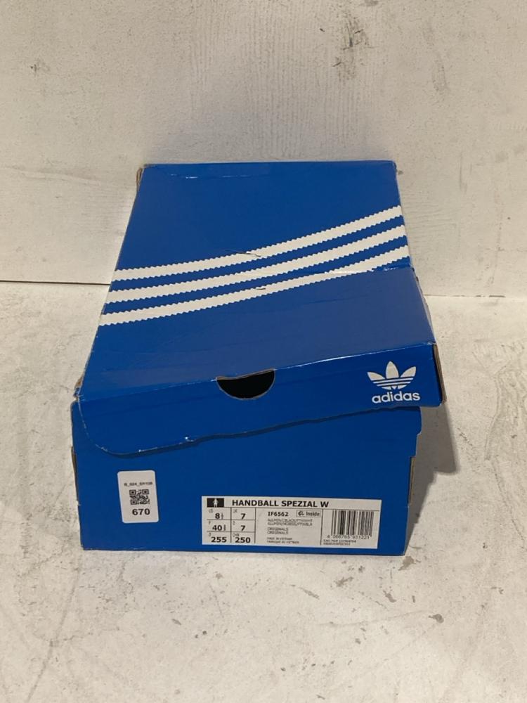 Lot 670  
            Birmingham SR108 - Parcel Delivery Only 

                
ADIDAS HANDBALL SPEZIAL W TRAINERS SIZE UK 7