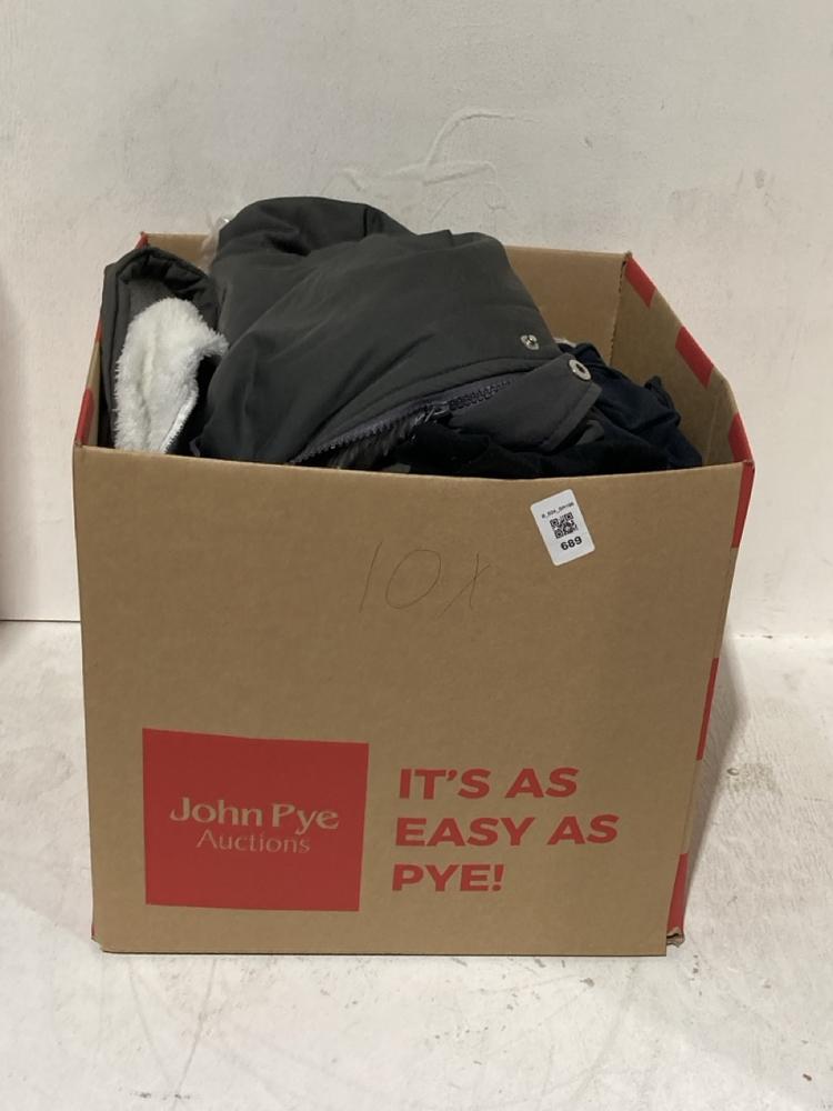 Lot 689  
            Birmingham SR108 - Parcel Delivery Only 

                
BOX OF ITEMS TO INCLUDE GREY COAT NO SIZE GIVEN