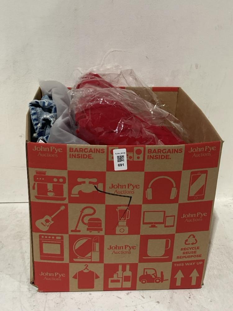 Lot 691  
            Birmingham SR108 - Parcel Delivery Only 

                
7 X ITEMS TO INCLUDE SUPREME FASHIONABLE RED JOGGERS SIZE UK L