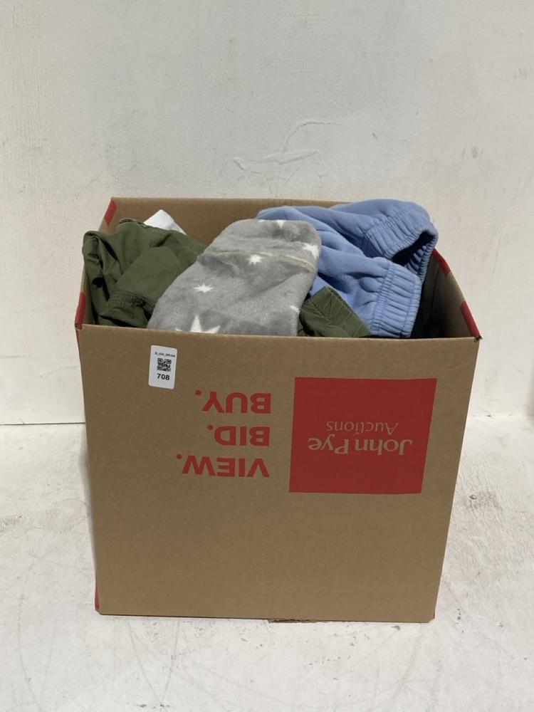 Lot 708  
            Birmingham SR108 - Parcel Delivery Only 

                
BOX OF ITEMS TO INCLUDE GREEN KIDS SHORTS SIZE 12-18M