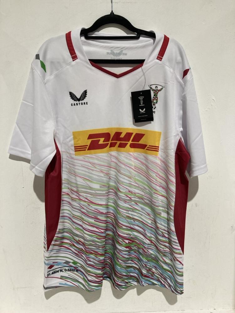 Lot 718  
            Birmingham SR108 - Parcel Delivery Only 

                
BOX OF ITEMS TO INCLUDE CROCS CLASSIC COSY SLIPPERS SIZE UK 7