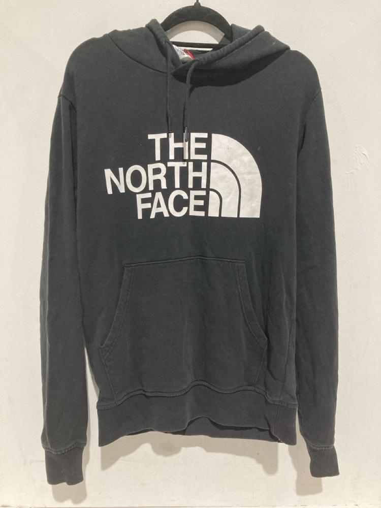 Lot 719  
            Birmingham SR108 - Parcel Delivery Only 

                
BOX OF ITEMS TO INCLUDE UGG BROWN LEATHER SLIDES SIZE UK 7