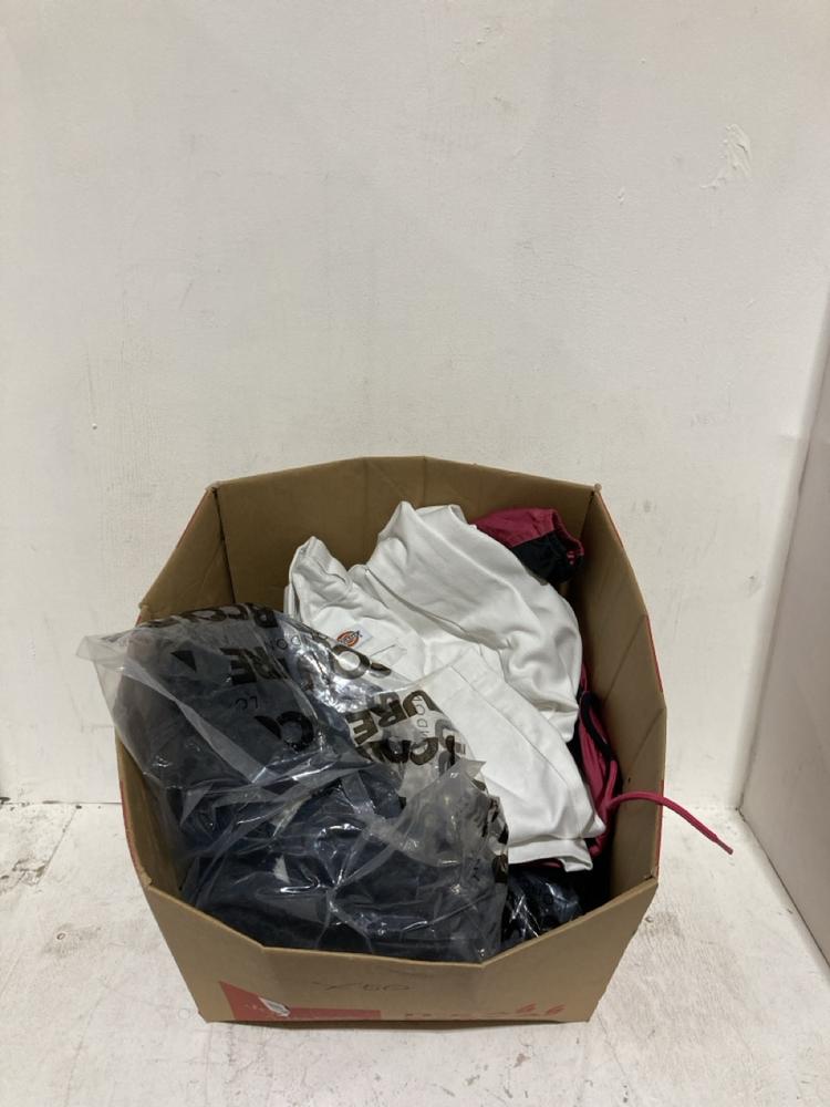 Lot 722  
            Birmingham SR108 - Parcel Delivery Only 

                
BOX OF ITEMS TO INCLUDE 874 ORIGINAL FIT WHITE DENIM JEANS SIZE L32