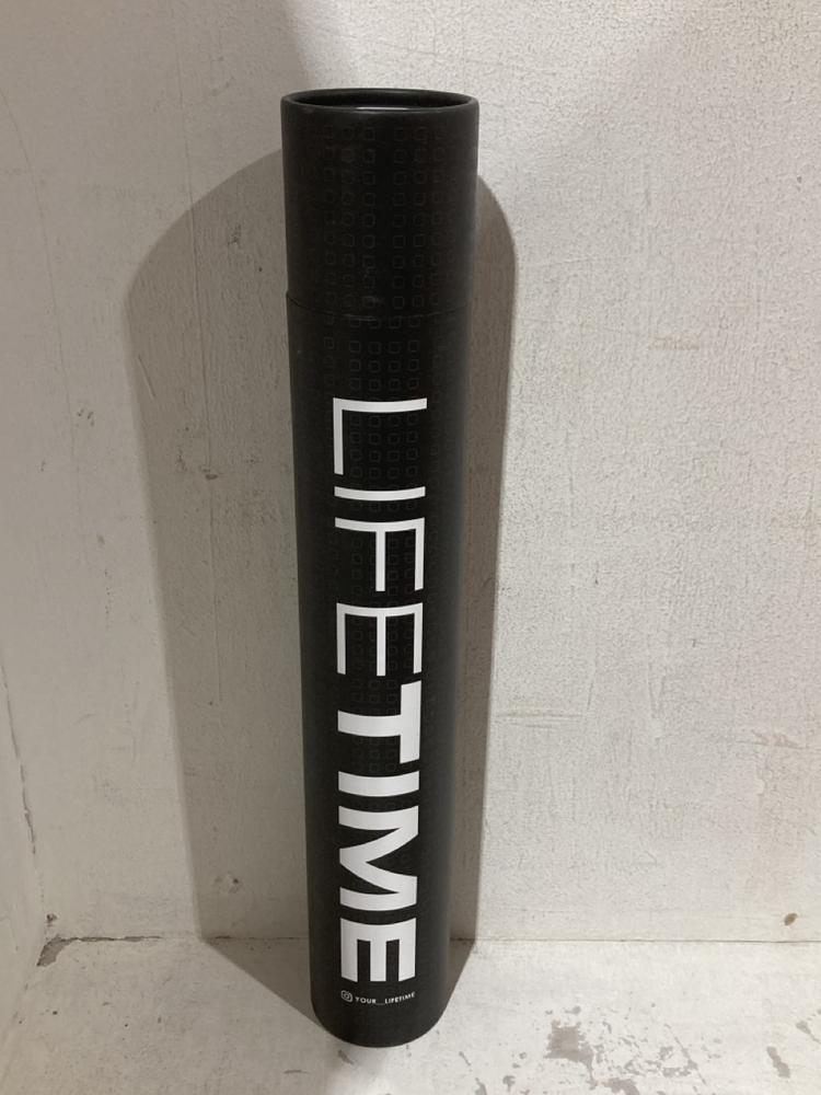 Lot 777  
            Birmingham SR108 - Parcel Delivery Only 

                
BOX OF LIFE TIME POSTERS IN BLACK TUBE