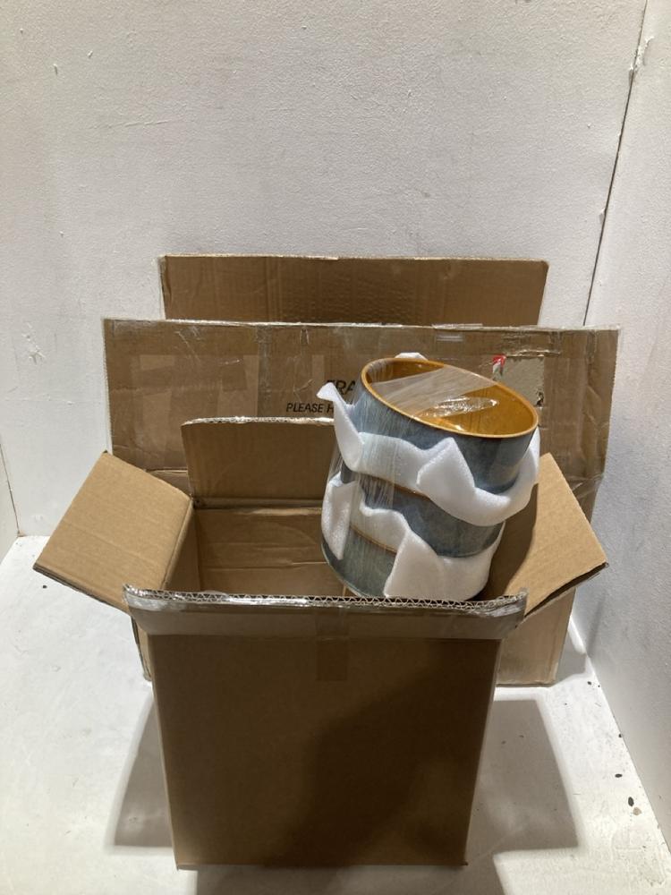 Lot 844  
            Birmingham SR108 - Parcel Delivery Only 

                
VANCASSO KITCHENWARE SET